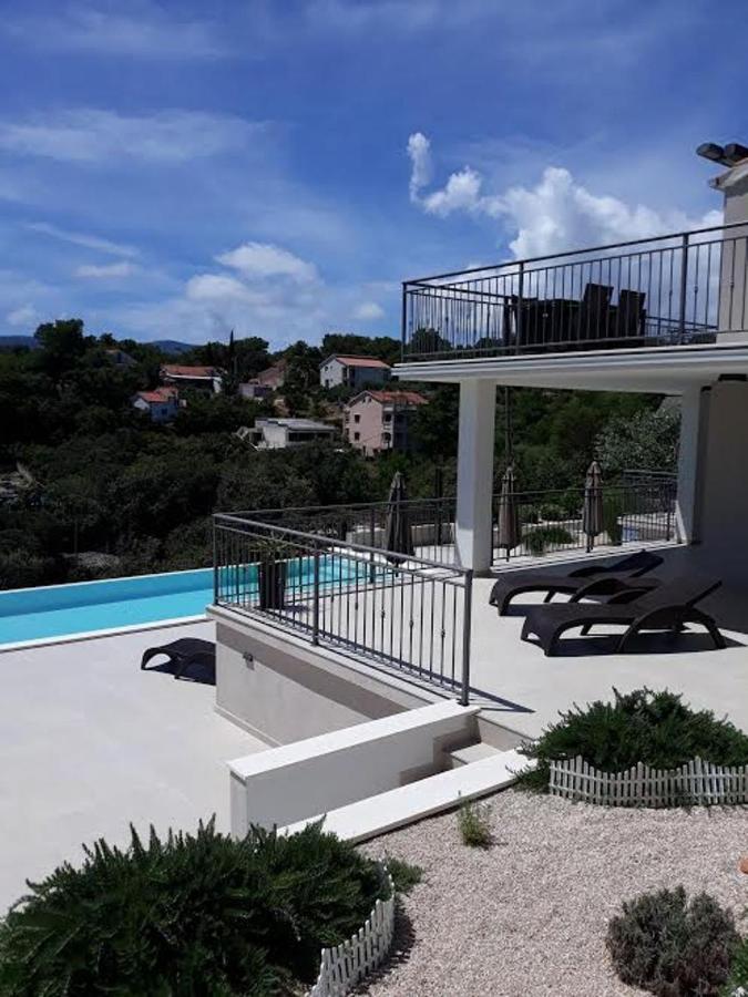 Holiday Hvar Lux Basina المظهر الخارجي الصورة