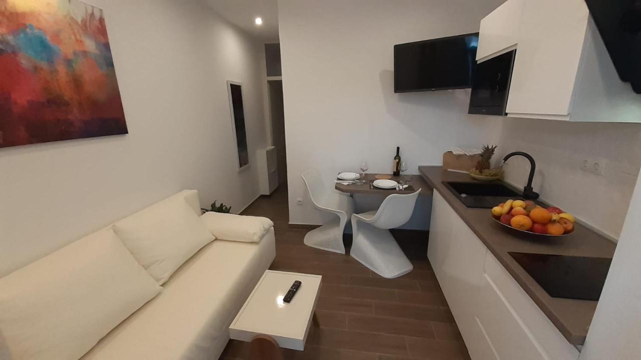Holiday Hvar Lux Basina المظهر الخارجي الصورة